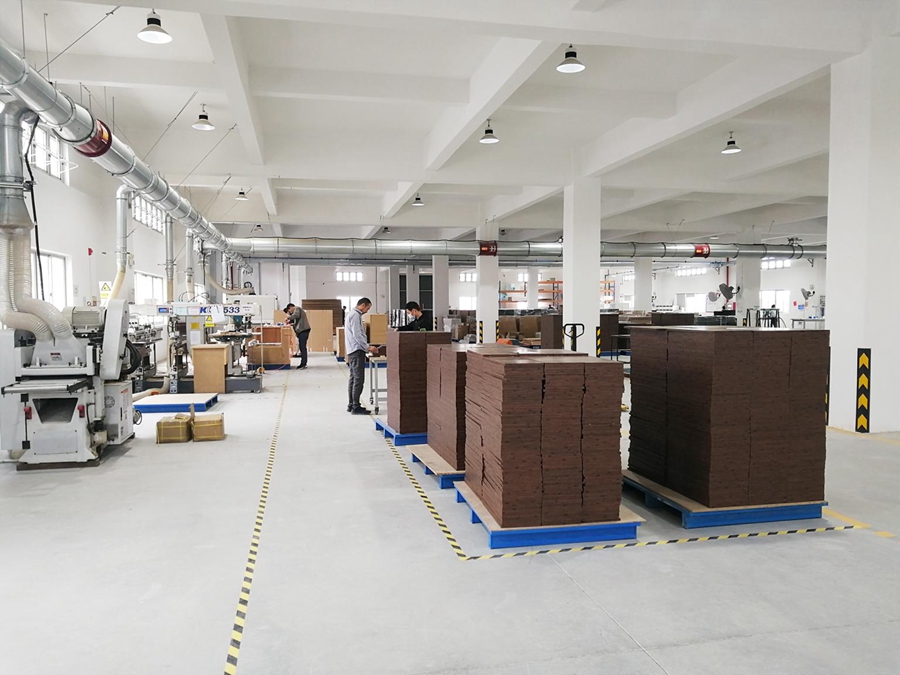 優尼科斯居家辦公用品需求量增大，訂單暴增